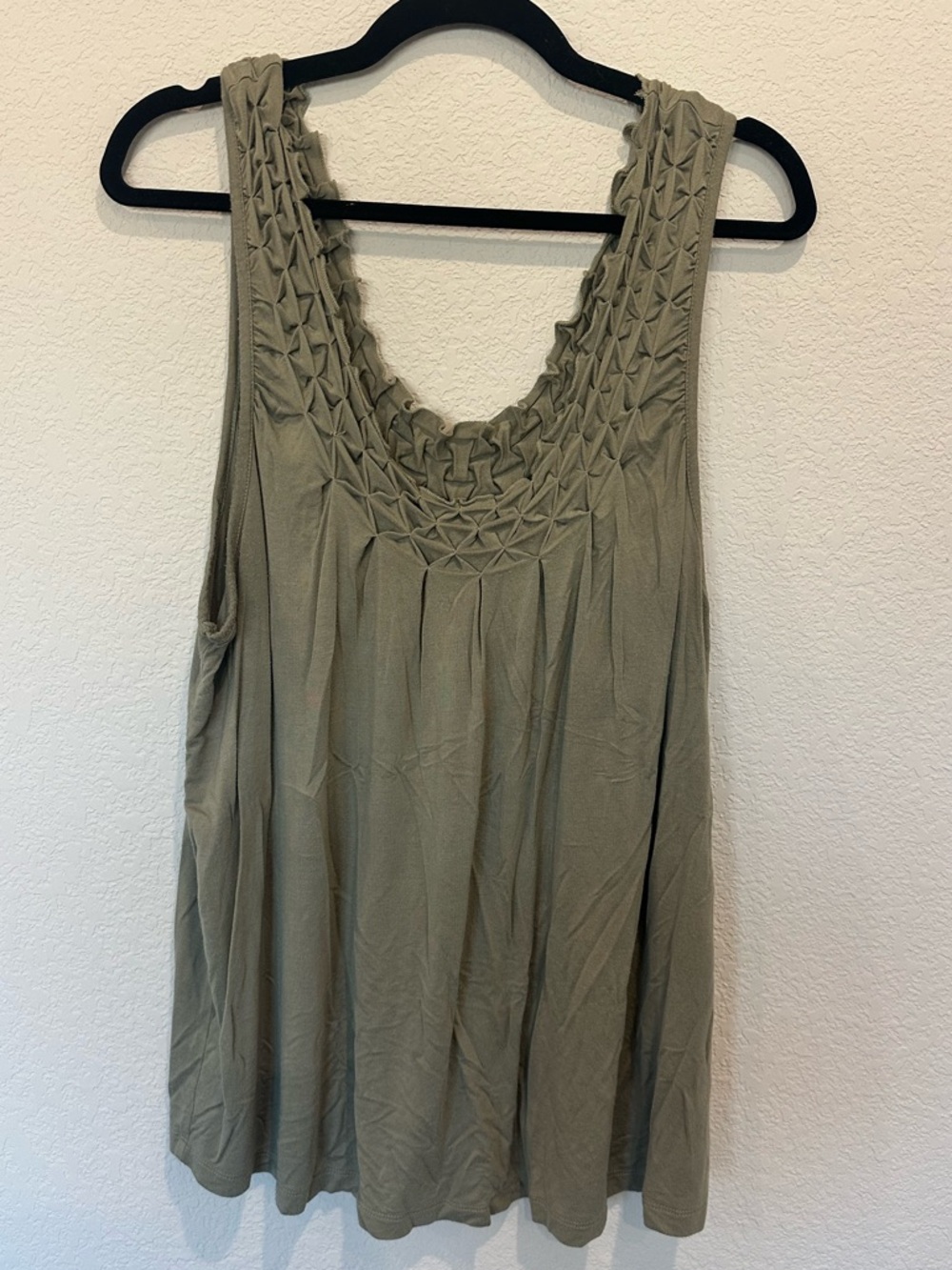 Maurices Olive Textured Scoop Neck Tank SIZE XL EXTRA LARGE tank top